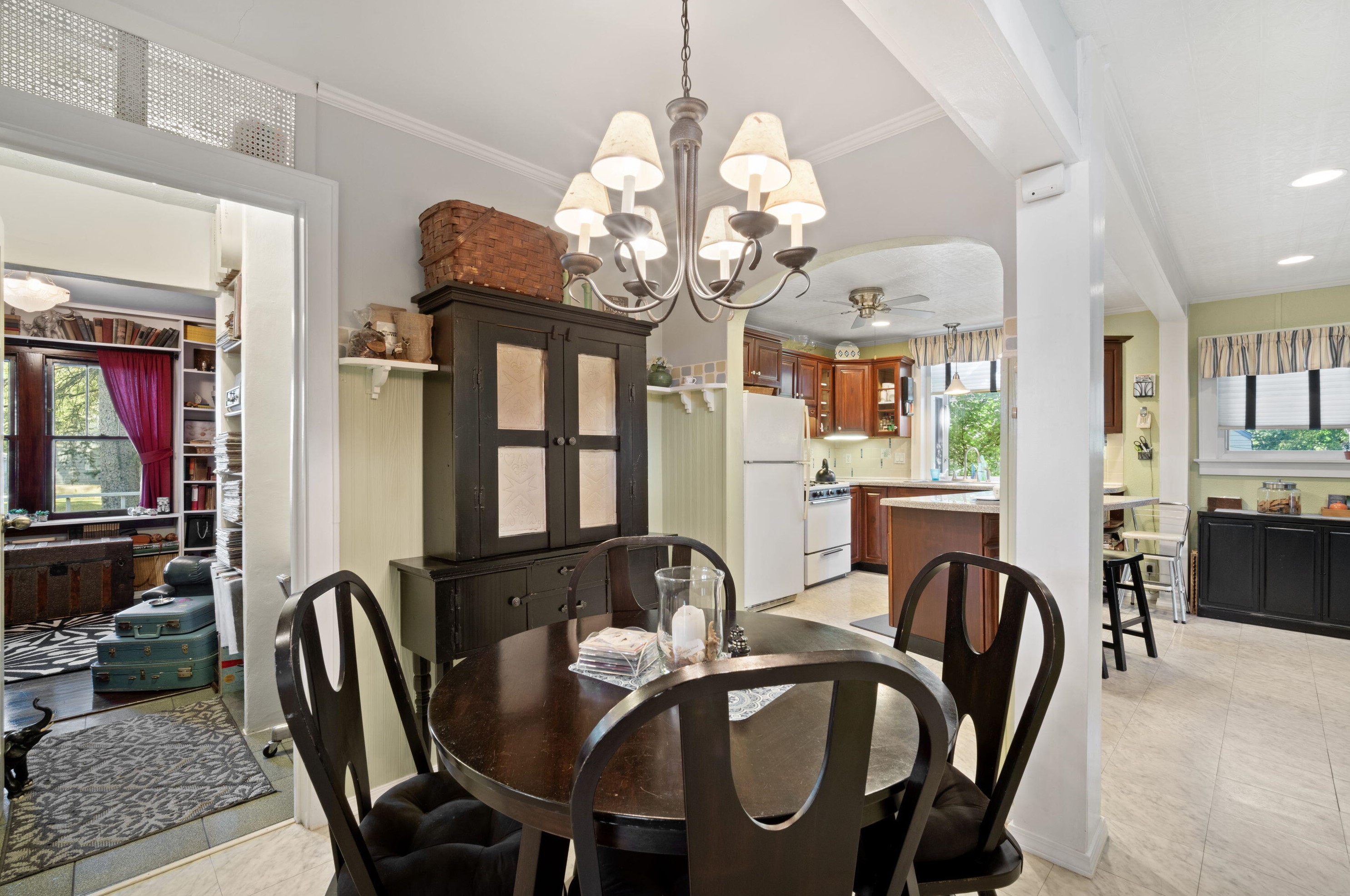 6485 56, Milwaukee WI 53223-5947 exterior