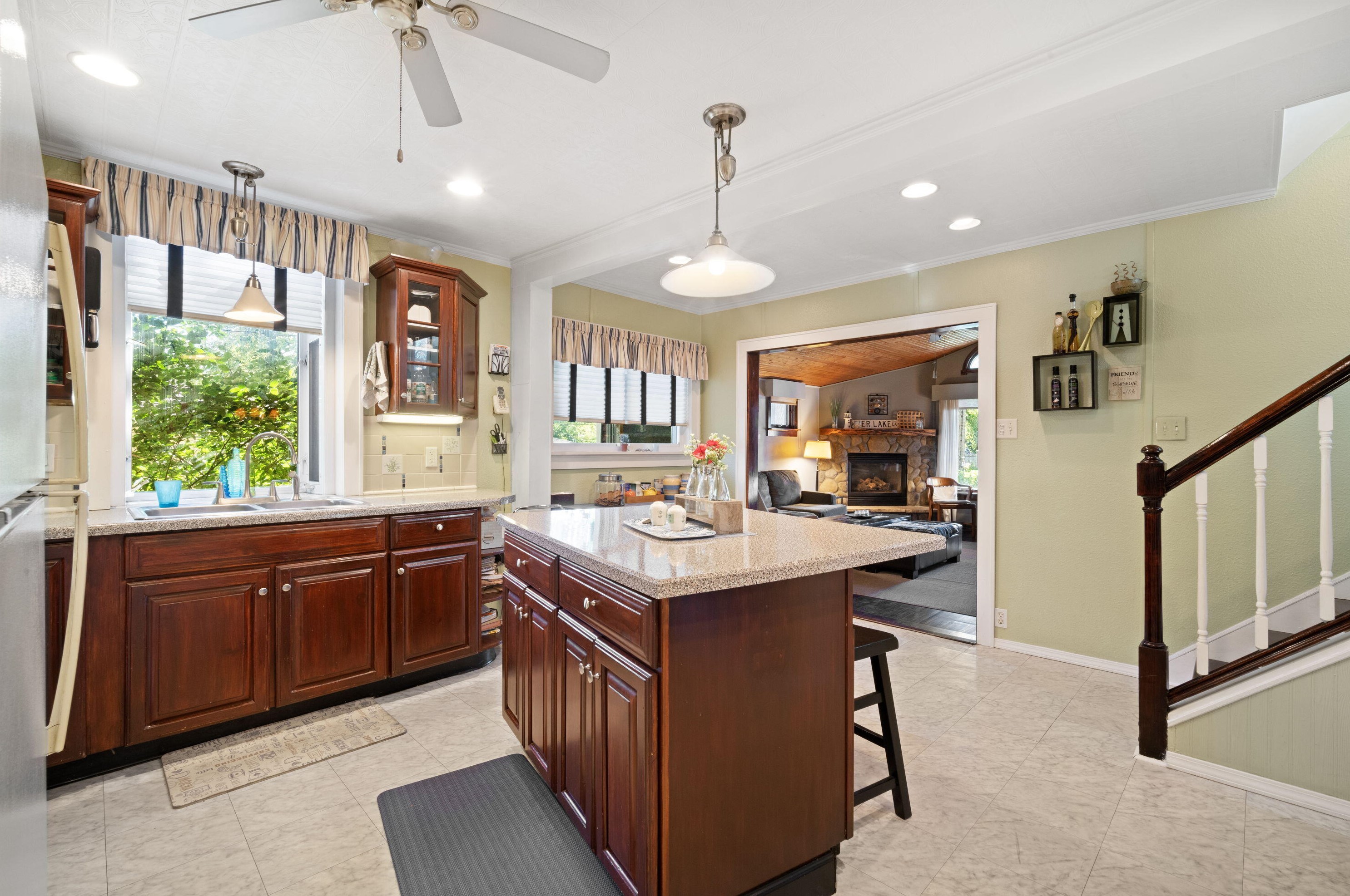 6485 56, Milwaukee WI 53223-5947 exterior