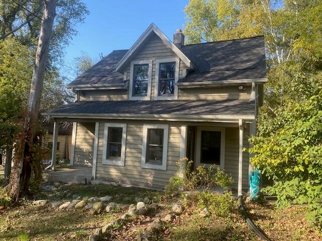 2210 Cold Springs Rd, Saukville, WI 53080-1633