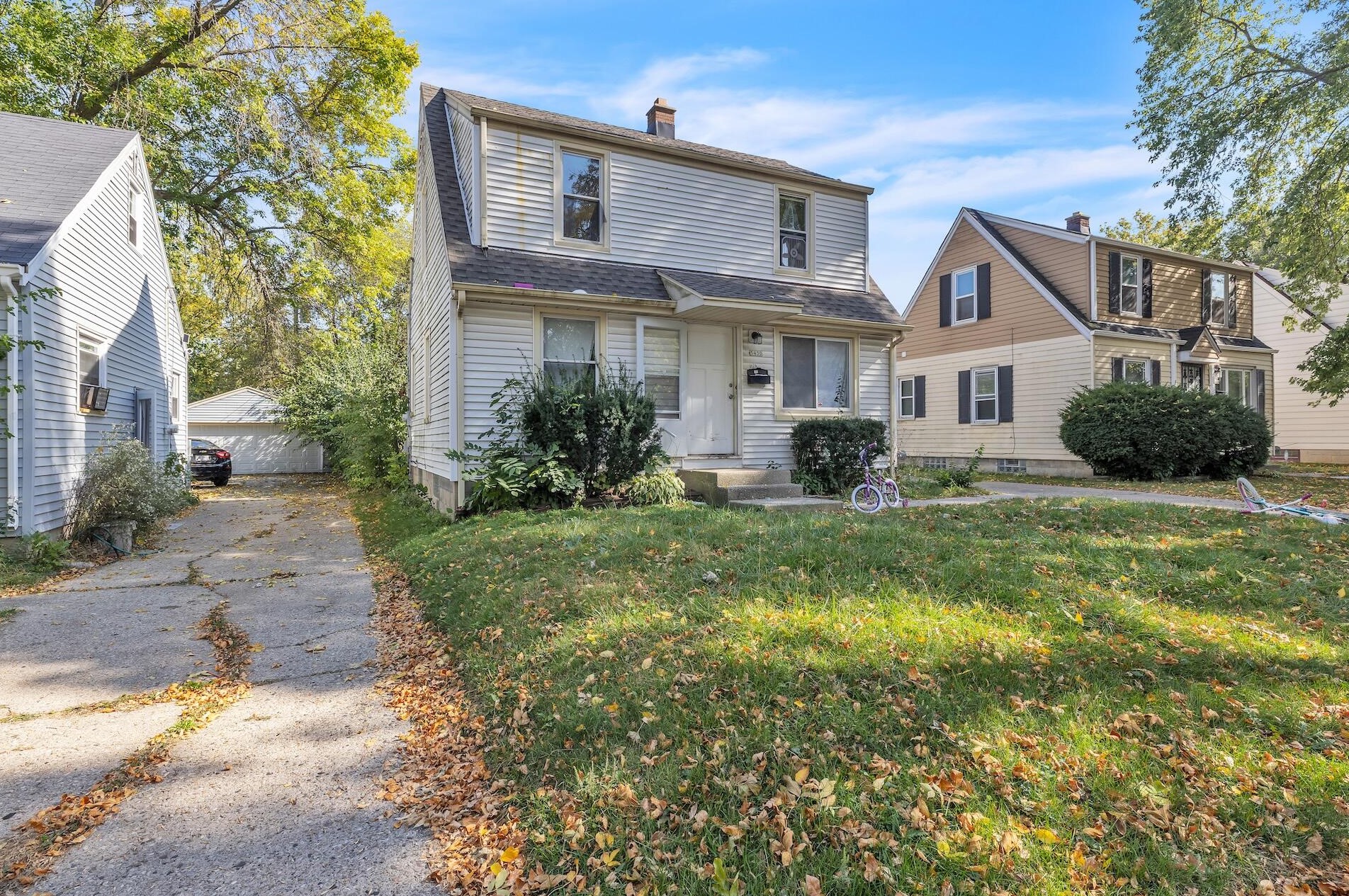 5430 N 57th St, Milwaukee, WI 53218