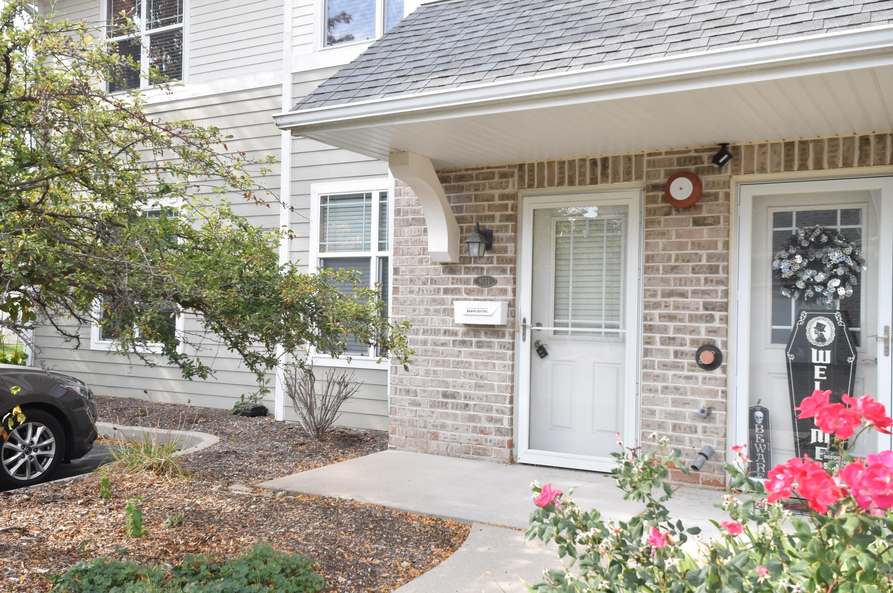 9151 W Cold Spring Rd, Milwaukee, WI 53228