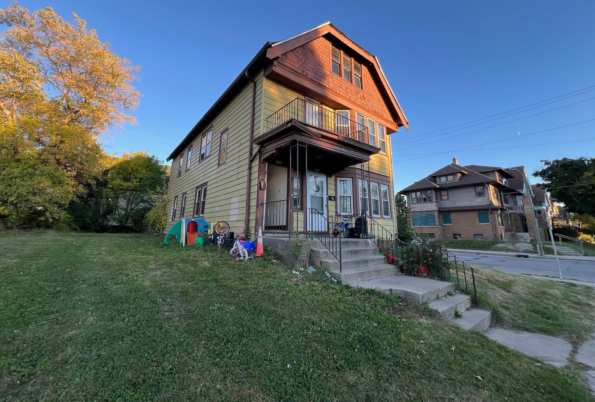 2800 N 15th St #2802, Milwaukee, WI 53206