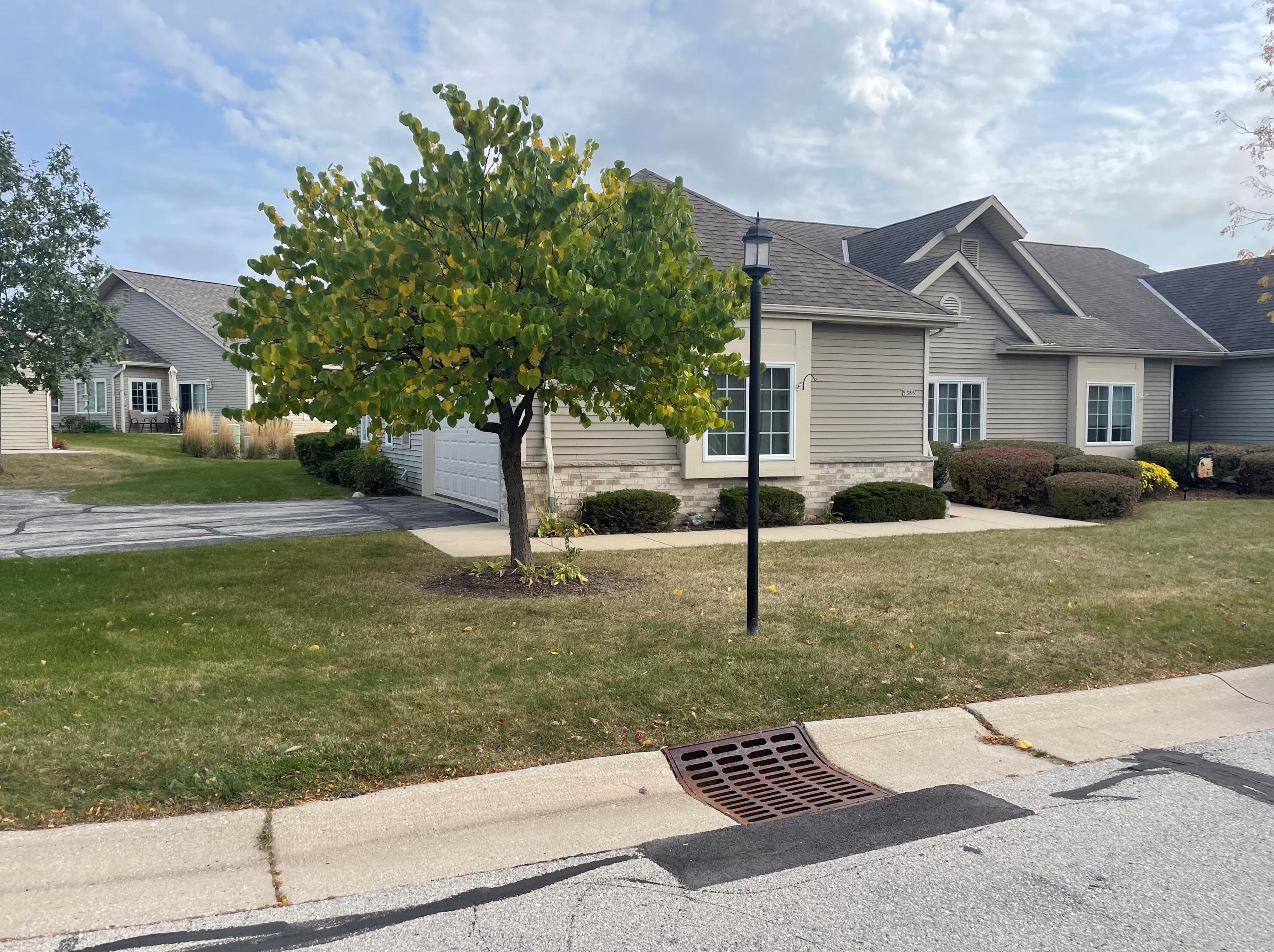 5386 Butterfield Way, Milwaukee, WI 53221