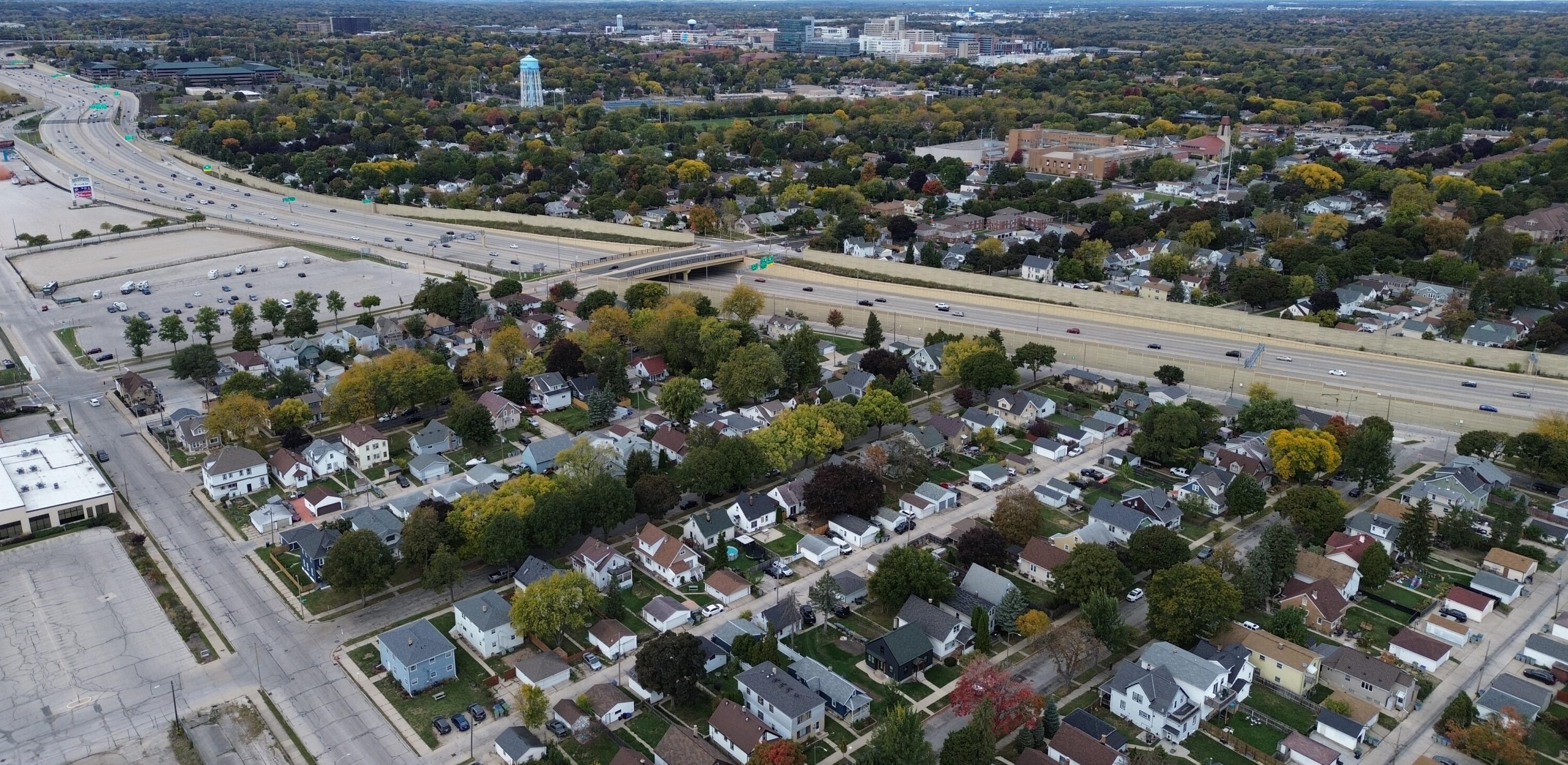 505 73 St, Milwaukee WI 53219-1212 exterior