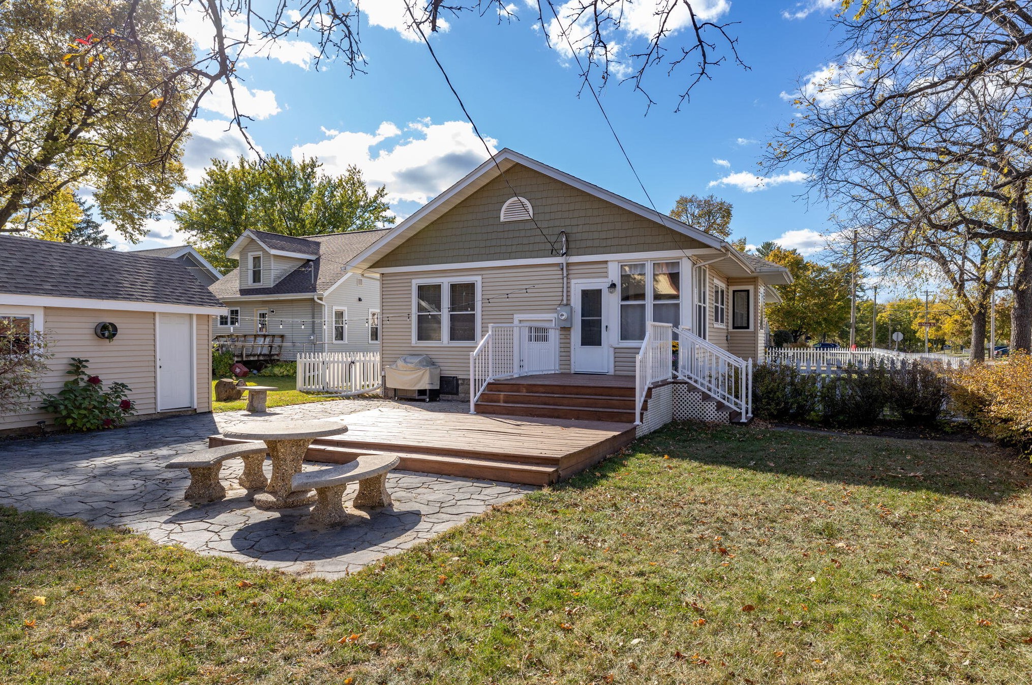 503 Main St, Holmen, WI 54636