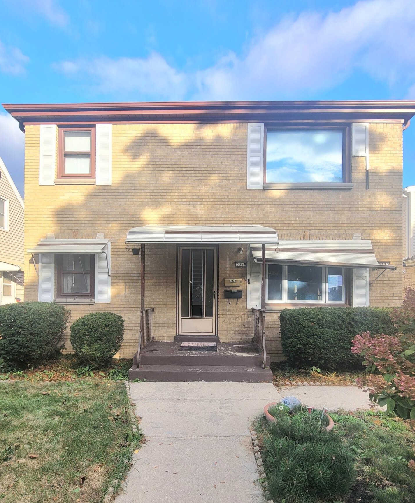 3328 26th St, Milwaukee WI  53215-4822 exterior