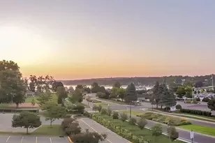 224 Fontana Blvd, Fontana, WI 53125 - Photo 10