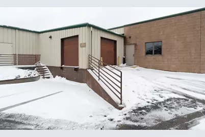 555  Braund St, Onalaska, WI 54650 - Photo 8