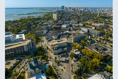 2414 N Farwell Ave #2, 5, Milwaukee, WI 53211 - Photo 36