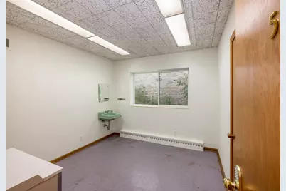 2414 N Farwell Ave #2, 5, Milwaukee, WI 53211 - Photo 24