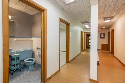 2414 N Farwell Ave #2, 5, Milwaukee, WI 53211 - Photo 18