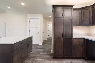 1213 16th Fairway Dr, Viroqua, WI 54665 - Photo 6