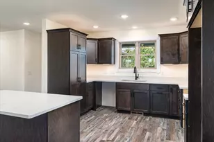 1213 16th Fairway Dr, Viroqua, WI 54665 - Photo 4