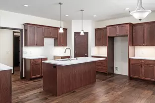 1129 16th Fairway Dr, Viroqua, WI 54665 - Photo 10