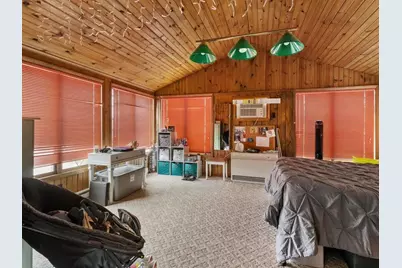 702  Buffalo St, Manitowoc, WI 54220 - Photo 28