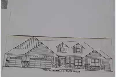 220  Candleberry Ln, Grafton, WI 53024 - Photo 2