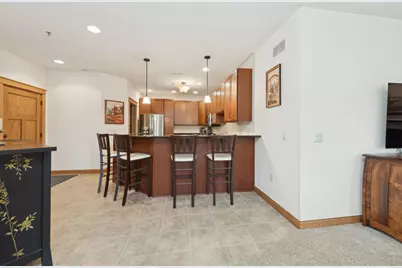 415 S Wells St #101, Lake Geneva, WI 53147 - Photo 4