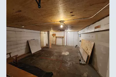 104  Lumber St #Lower 1, Fort Atkinson, WI 53538 - Photo 4