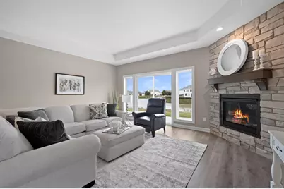 1548  Weston Ridge Rd, Oconomowoc, WI 53066 - Photo 2