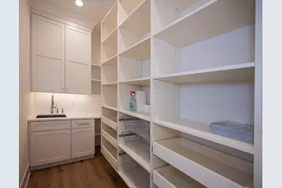 3501 W Torrey Dr, Mequon, WI 53092 - Photo 14