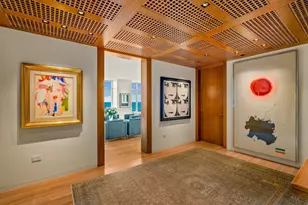 825 N Prospect Ave, Milwaukee, WI 53202 - Photo 2