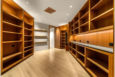 825 N Prospect Ave #1801, Milwaukee, WI 53202 - Photo 10