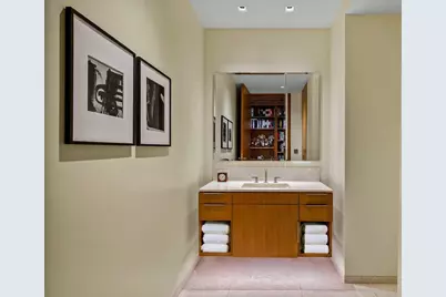 825 N Prospect Ave #1801, Milwaukee, WI 53202 - Photo 20