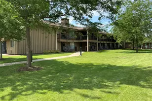 2400 E Geneva St, Delavan, WI 53115 - Photo 38