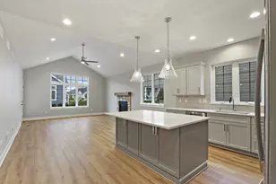 4675 98th St, Pleasant Prairie, WI 53158 - Photo 4