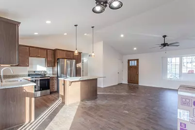 30701  Jeffrey Dr, Burlington, WI 53105 - Photo 8