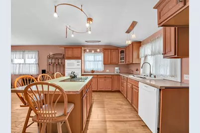 14108  58th Rd, Sturtevant, WI 53177 - Photo 14