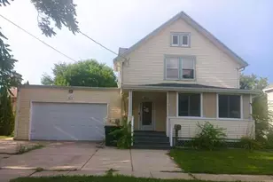 233 S Water St, Fort Atkinson, WI 53538 - Photo 2