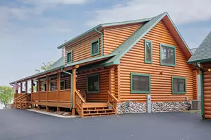 7031 W Wind Lake Rd, Racine, WI 53185 - Photo 6