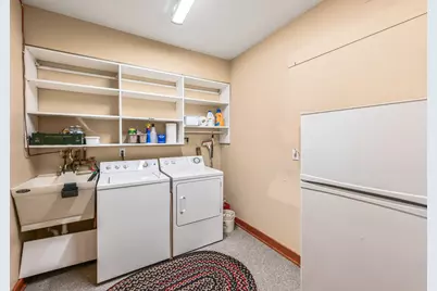 301 E Reservoir Ave #4, Milwaukee, WI 53212 - Photo 34