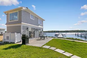 3 N Walworth Ave, Williams Bay, WI 53191 - Photo 12