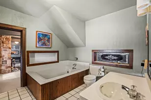 281 S Lake St, Elkhart Lake, WI 53020 - Photo 38