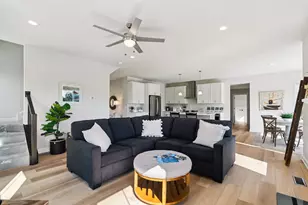 1605 Vista Ct, Lake Geneva, WI 53147 - Photo 14