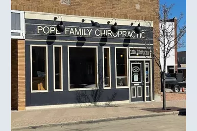 414  6th St, Racine, WI 53403 - Photo 1