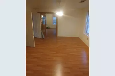 1753 N Marshall St, Milwaukee, WI 53202 - Photo 10