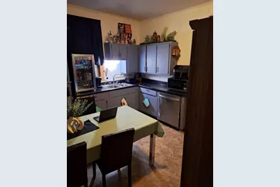 1753 N Marshall St, Milwaukee, WI 53202 - Photo 14