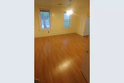 1753 N Marshall St, Milwaukee, WI 53202 - Photo 8