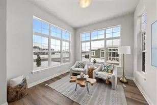 880 S Verona Cir, Grafton, WI 53024 - Photo 12