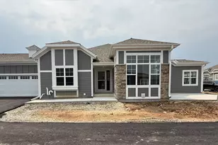 880 S Verona Cir, Grafton, WI 53024 - Photo 24