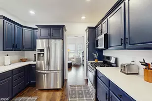 425 Maple Ln, Williams Bay, WI 53191 - Photo 10