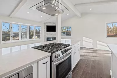 560  Free Church Dr, Williams Bay, WI 53191 - Photo 4