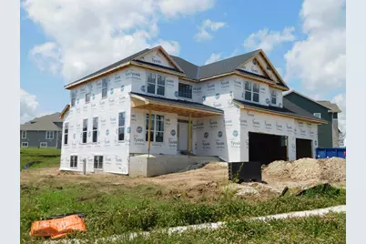 711  Kohlwey Dr, Grafton, WI 53024 - Photo 1