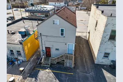 1308  Washington St, Manitowoc, WI 54220 - Photo 4