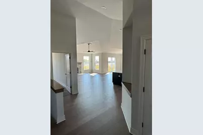 456  Sandstone St, Slinger, WI 53086 - Photo 6