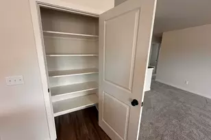 1041 McNish Ct, Sheboygan Falls, WI 53085 - Photo 8