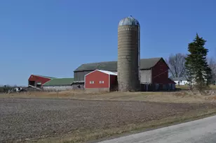 W11360 Raube Rd, Springvale, WI 53919 - Photo 2